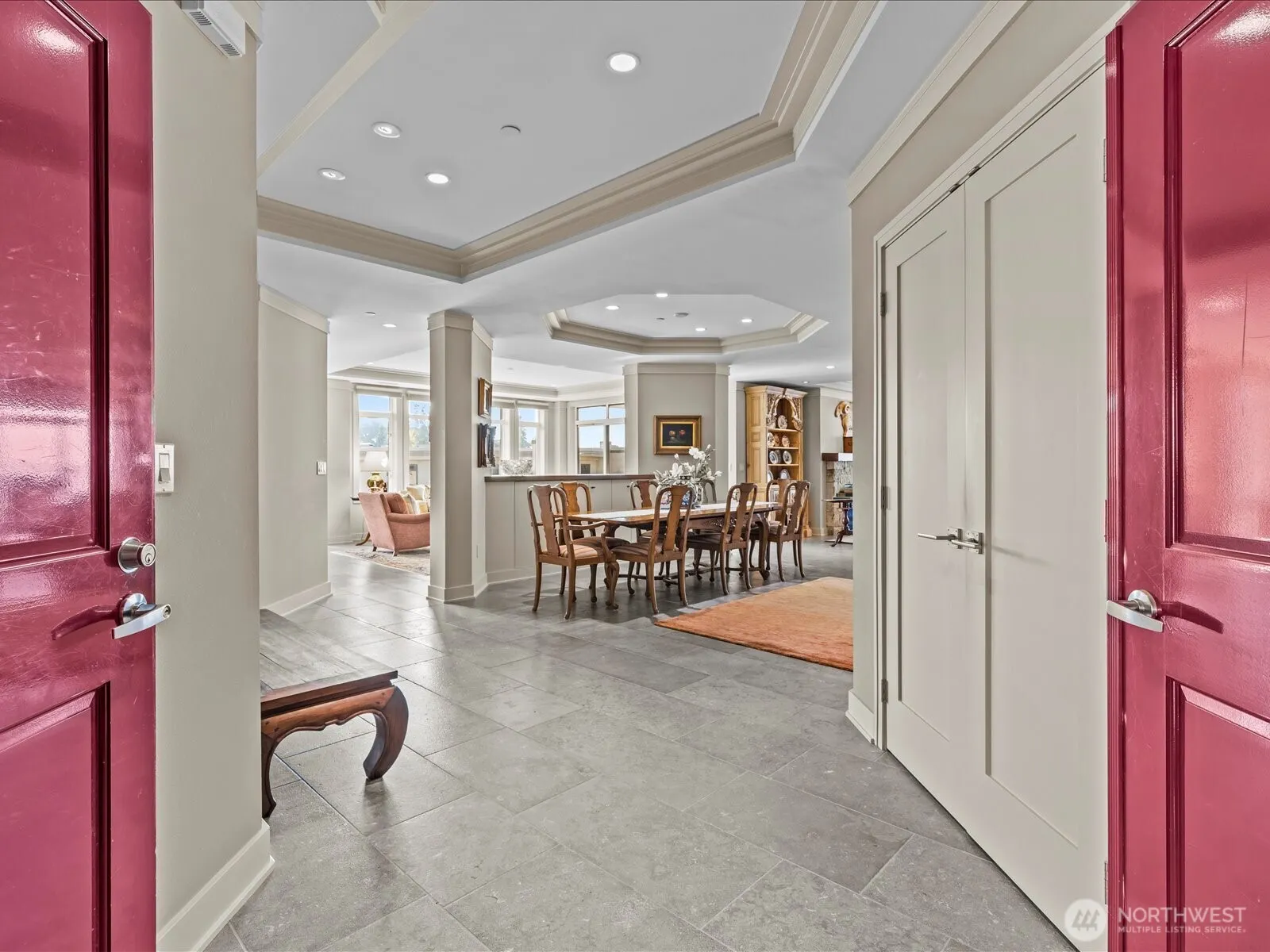 215 5th Avenue S #C202, Kirkland, WA 98033