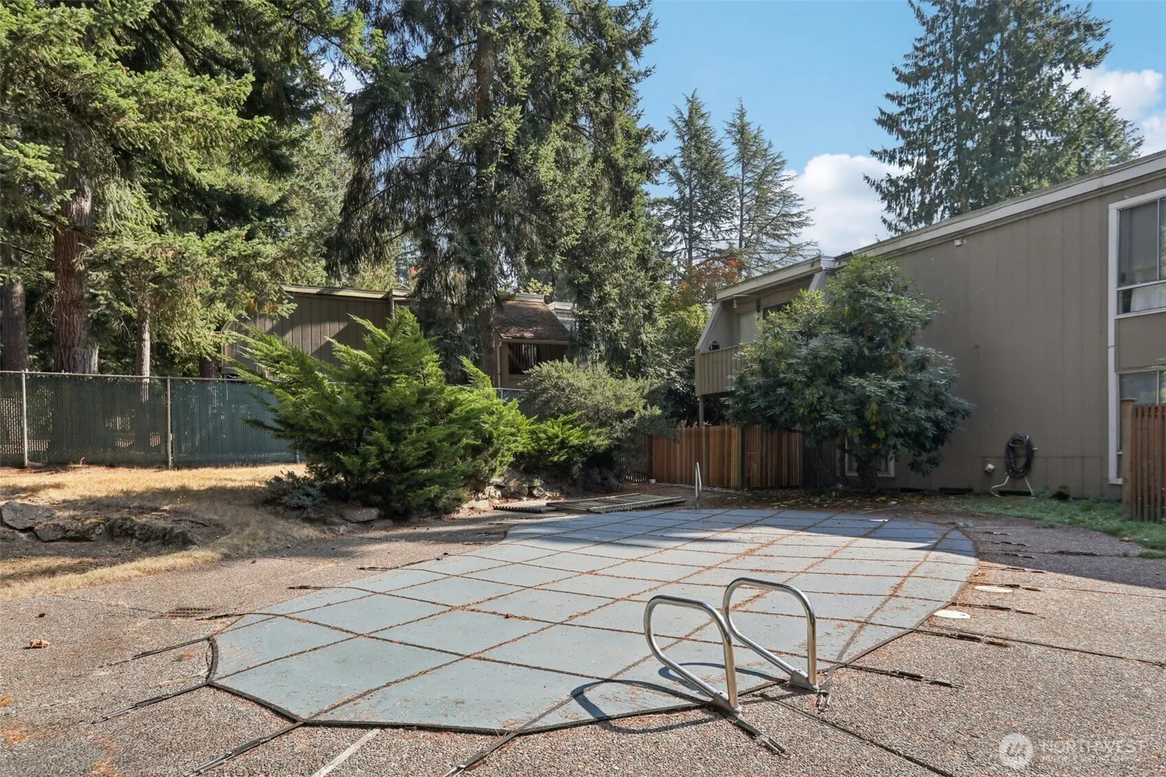 4815 180th Street SW #L102, Lynnwood, WA 98037