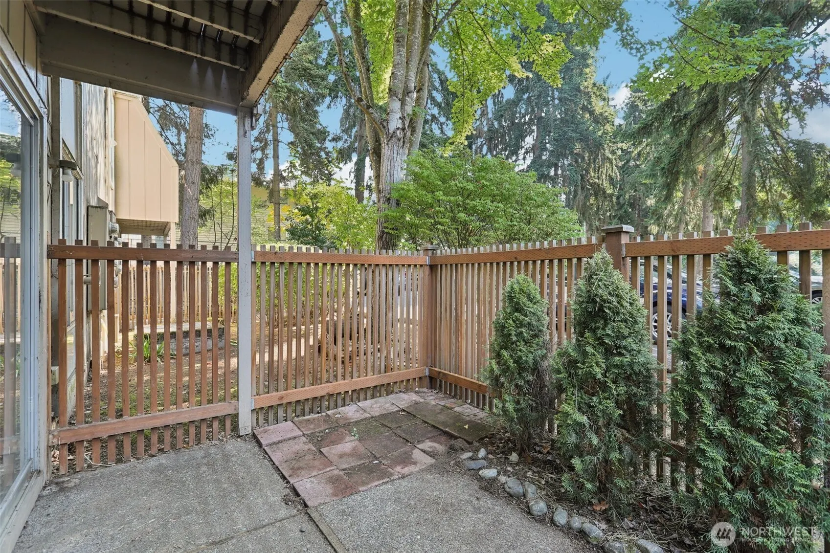 4815 180th Street SW #L102, Lynnwood, WA 98037
