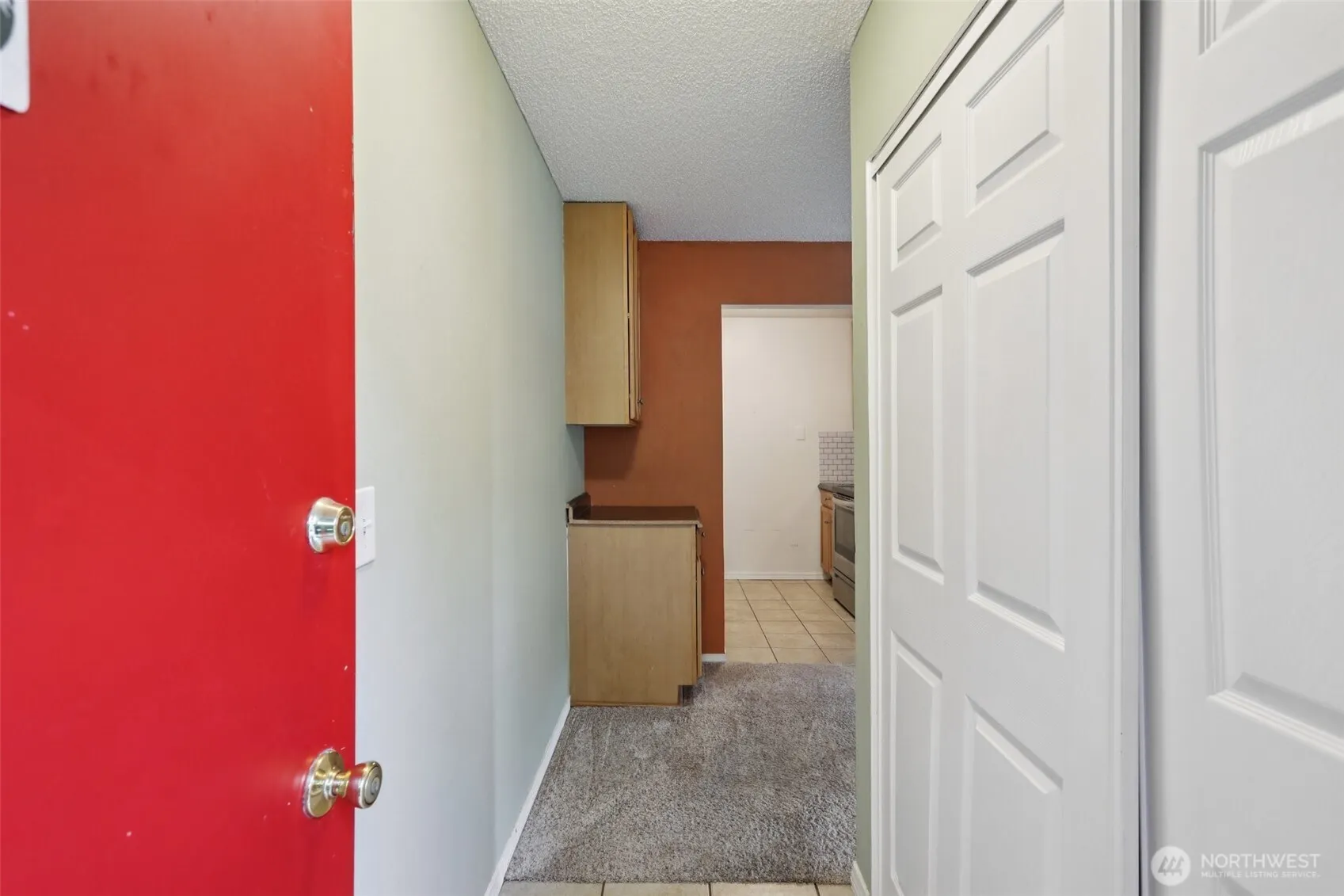 4815 180th Street SW #L102, Lynnwood, WA 98037