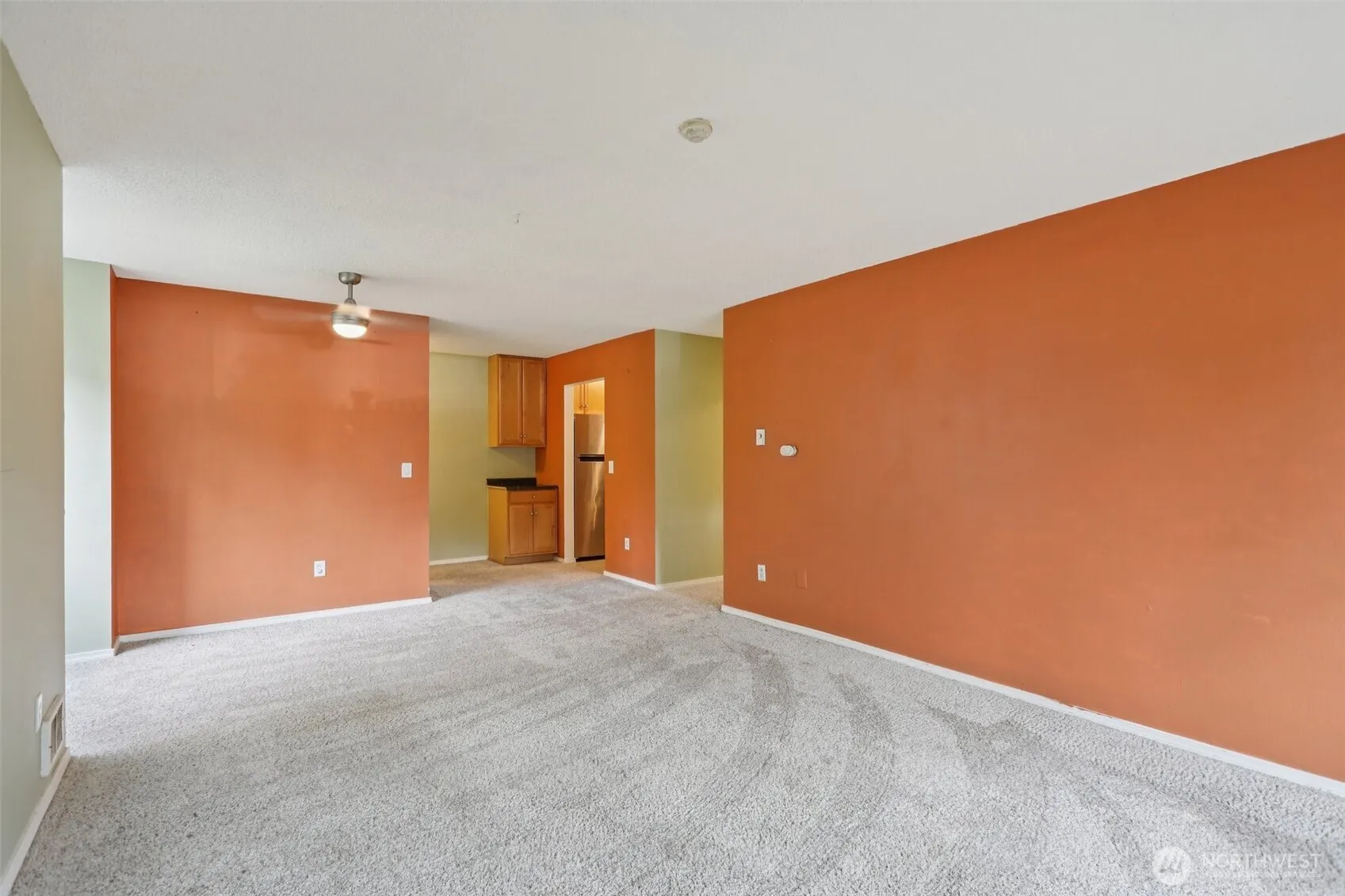 4815 180th Street SW #L102, Lynnwood, WA 98037
