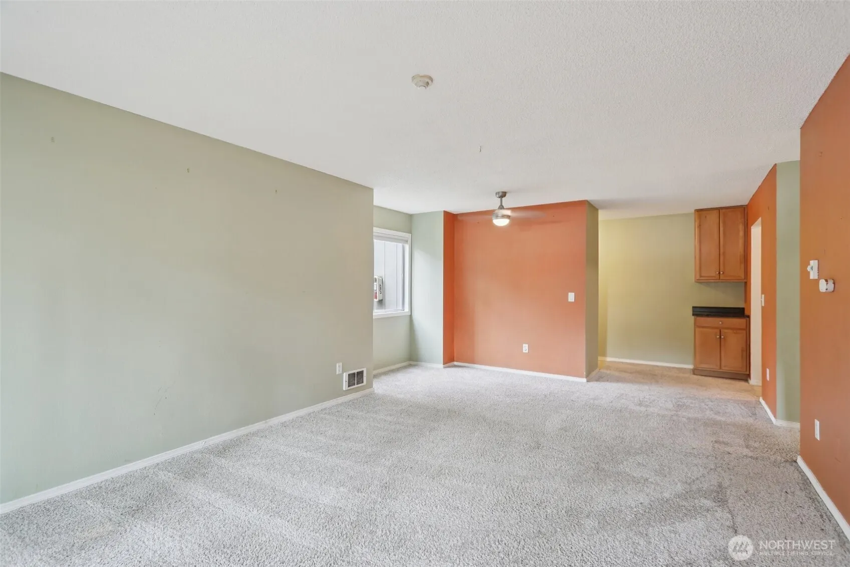 4815 180th Street SW #L102, Lynnwood, WA 98037