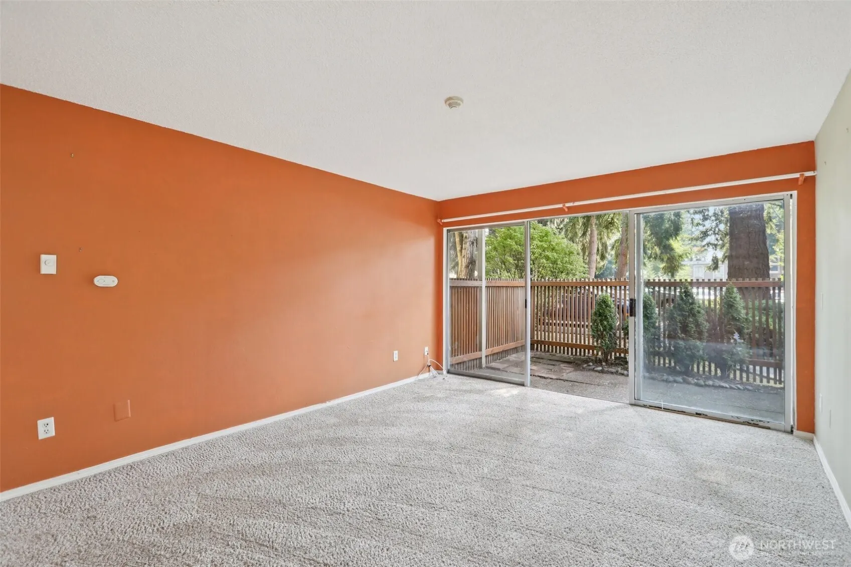 4815 180th Street SW #L102, Lynnwood, WA 98037