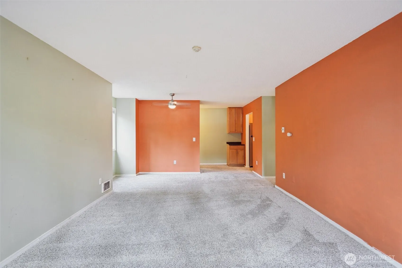 4815 180th Street SW #L102, Lynnwood, WA 98037