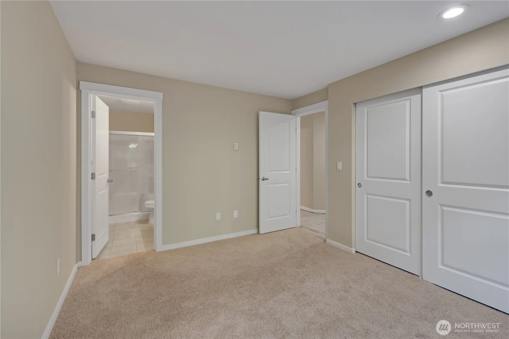 11307 NE 128th Street #G103, Kirkland, WA 98034