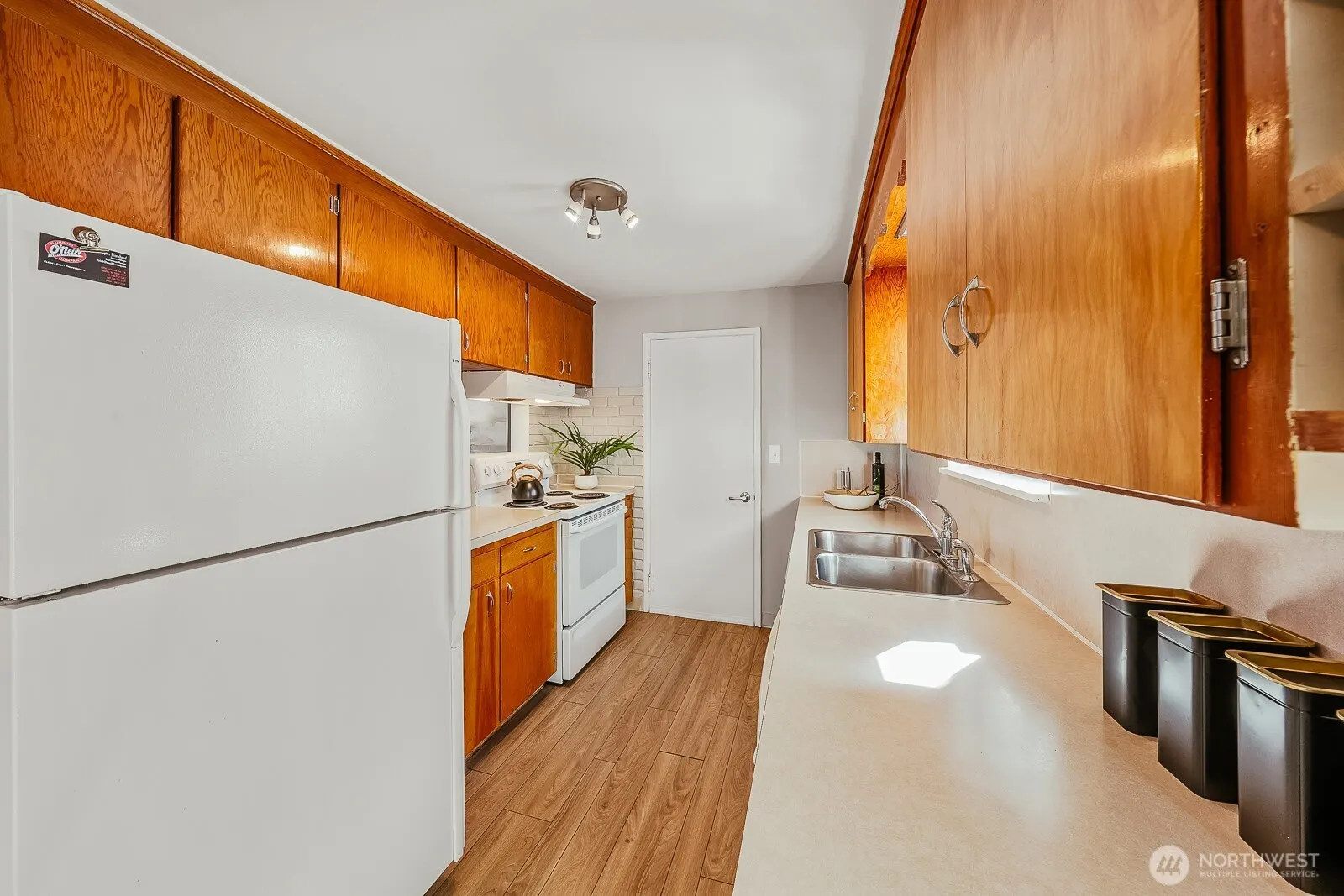 8433 34th Avenue SW, Seattle, WA 98126