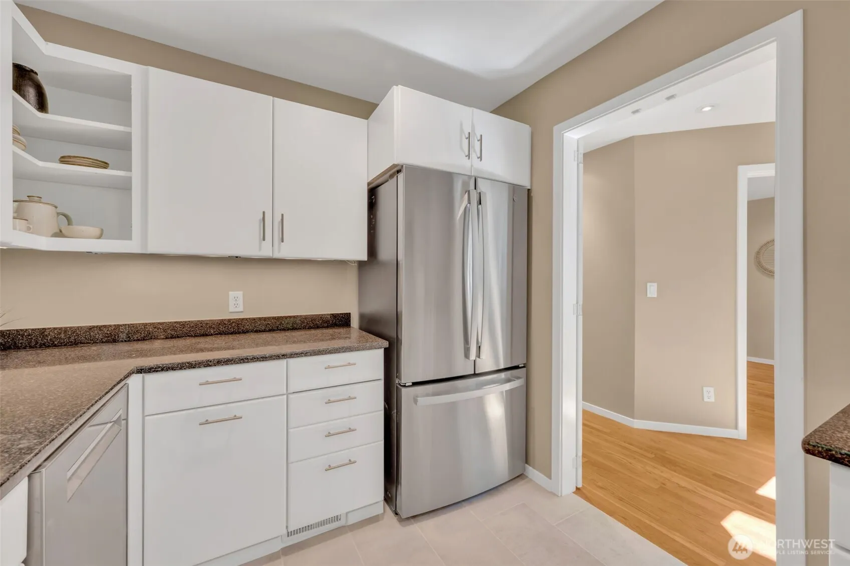 621 Bellevue Way SE, Bellevue, WA 98004