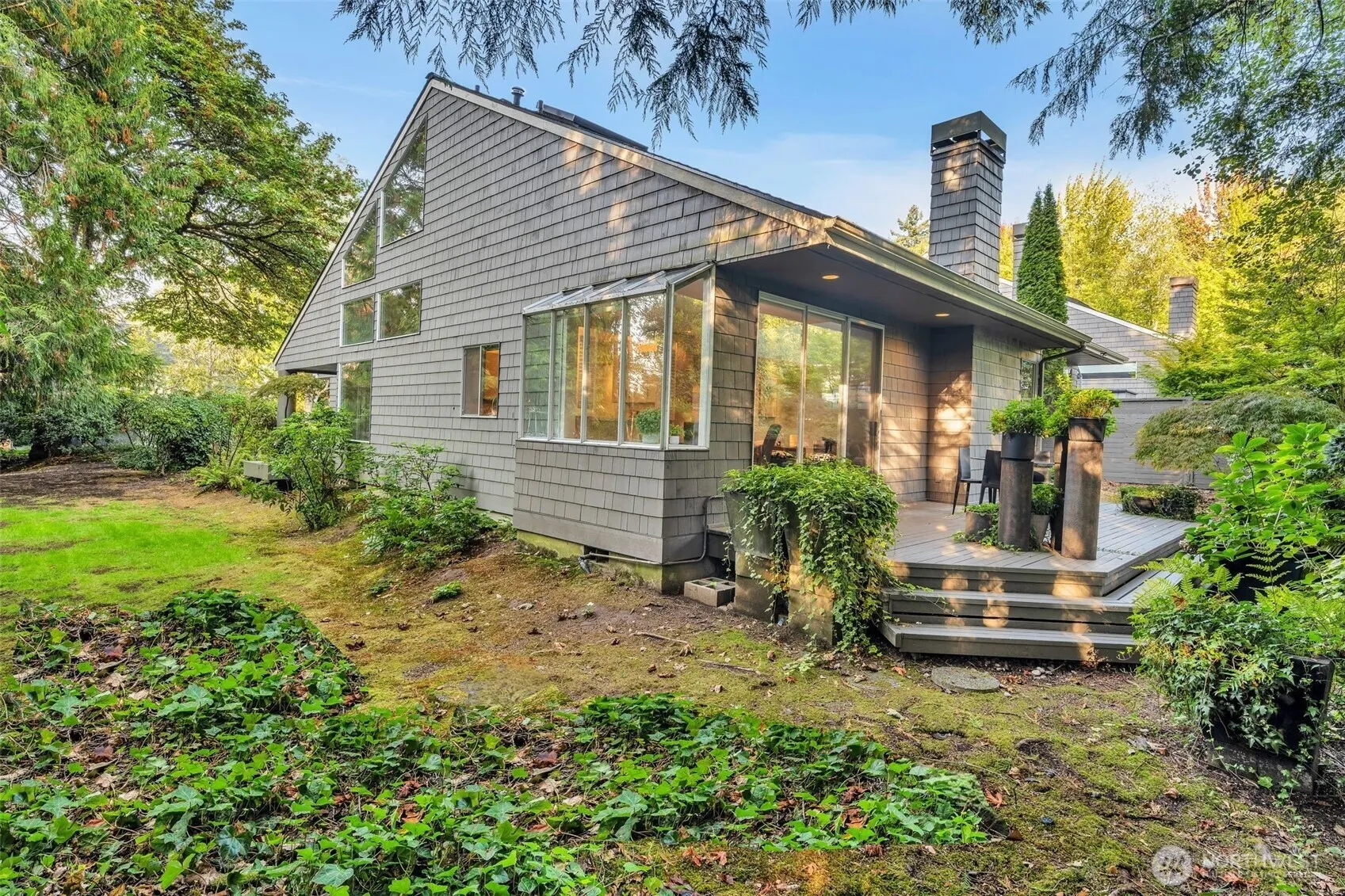 621 Bellevue Way SE, Bellevue, WA 98004