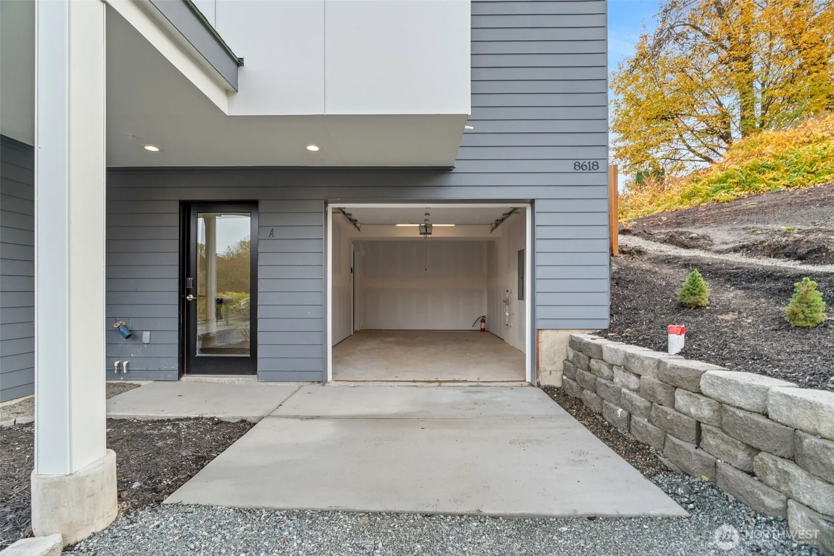8612 37th Avenue S #A, Seattle, WA 98118