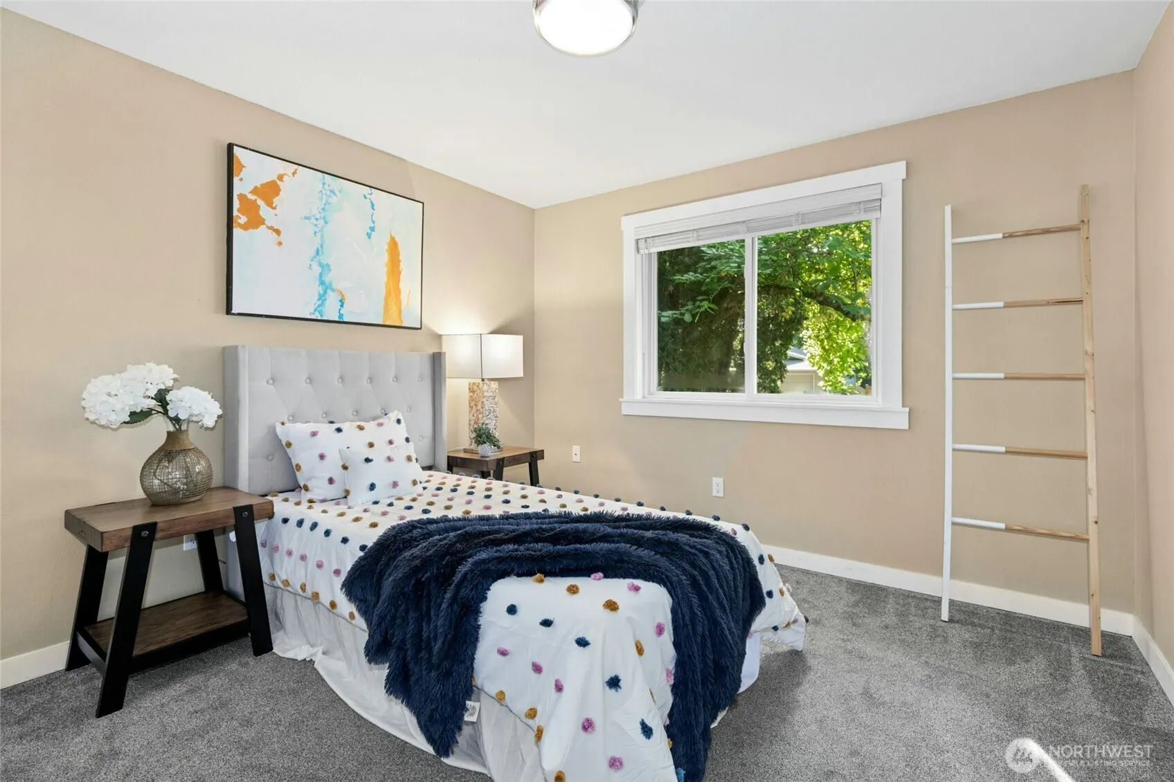 15824 NE 111th Street , Redmond, WA 98052