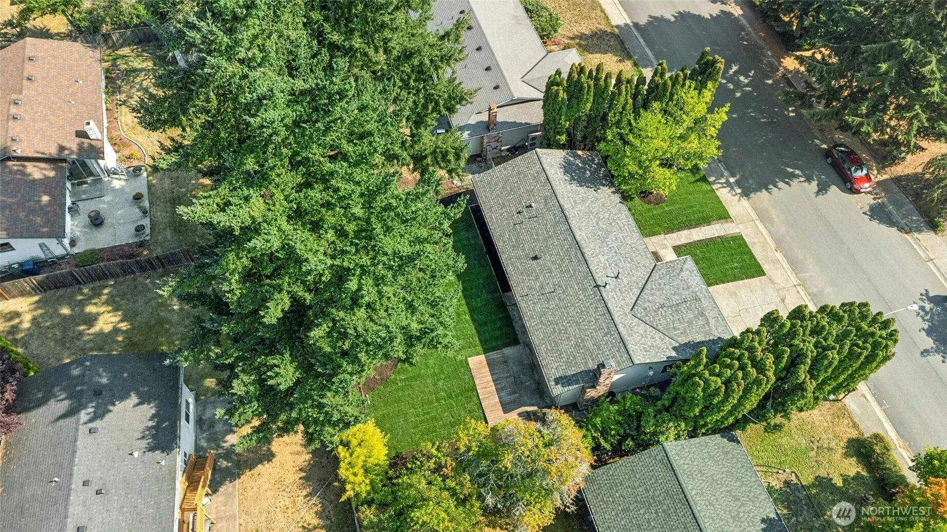 15824 NE 111th Street , Redmond, WA 98052