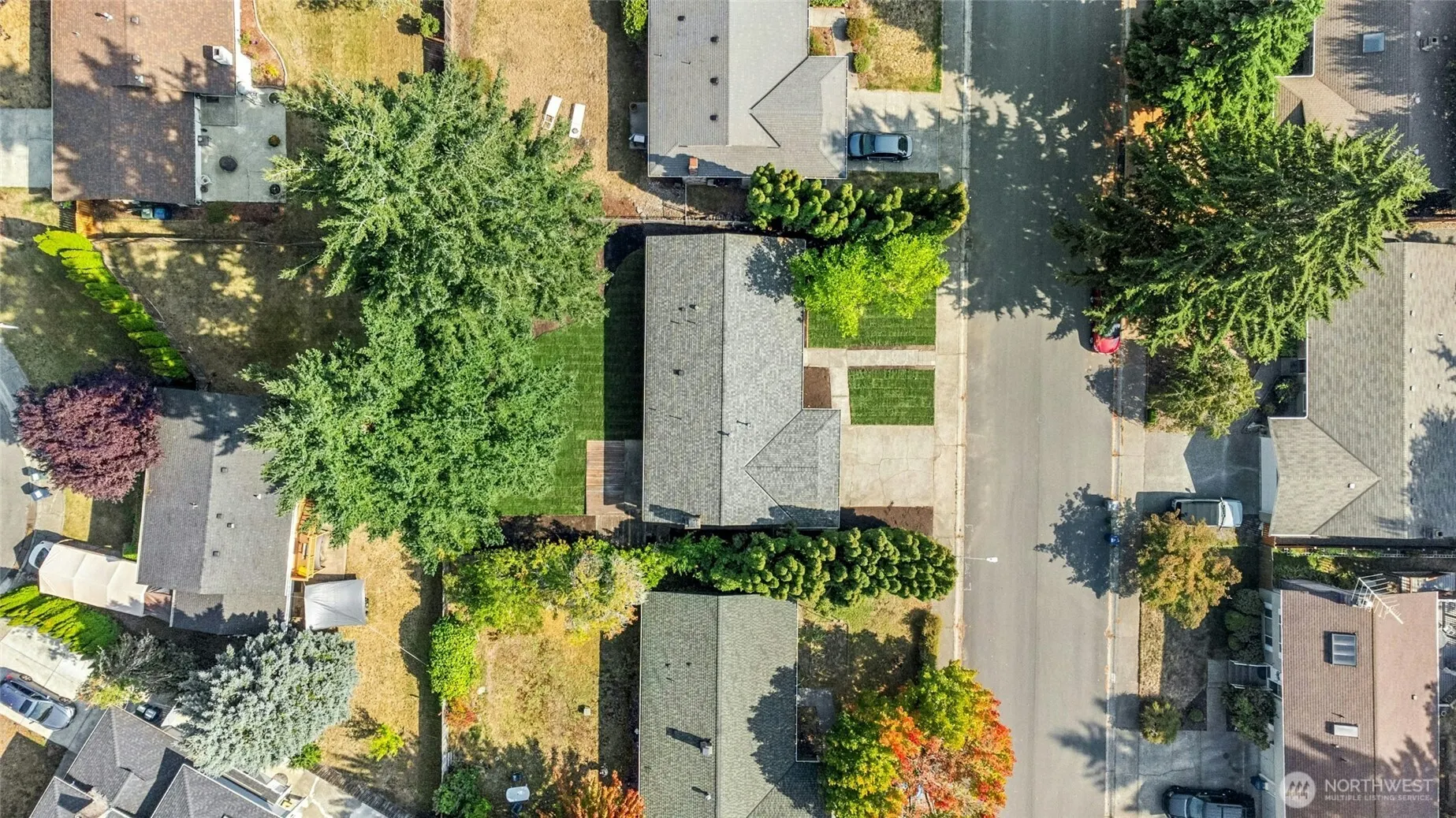 15824 NE 111th Street , Redmond, WA 98052