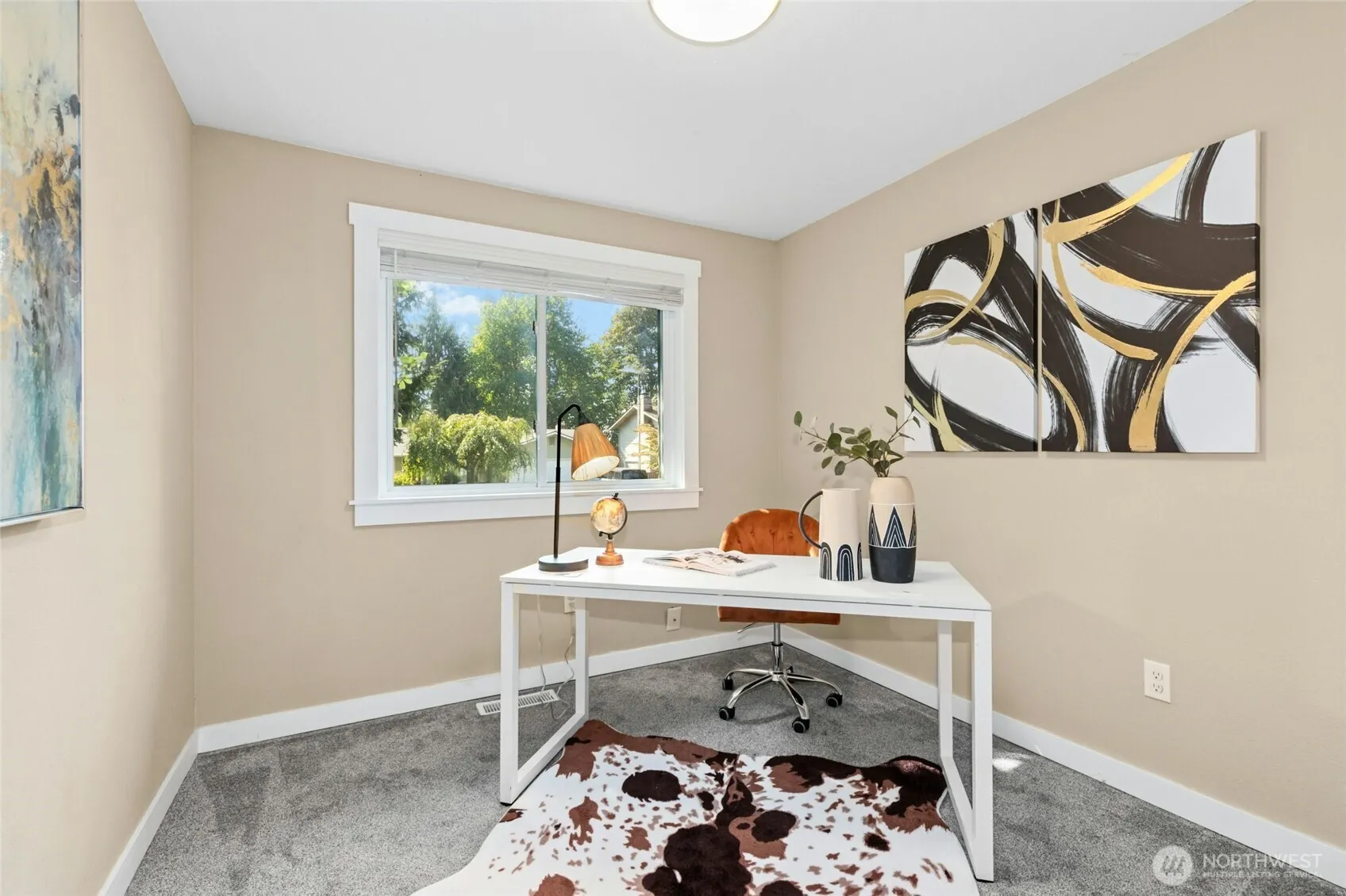15824 NE 111th Street , Redmond, WA 98052