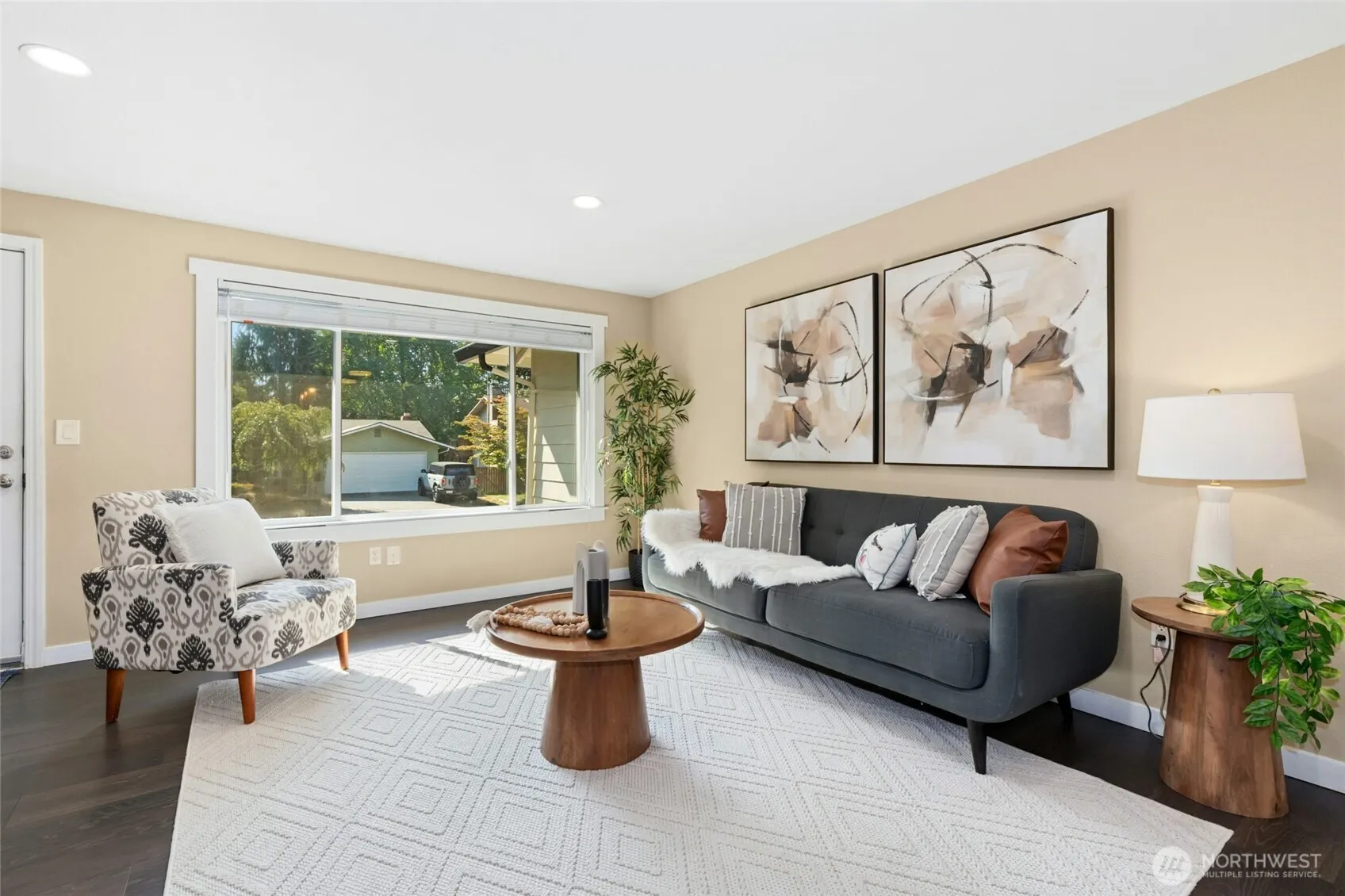 15824 NE 111th Street , Redmond, WA 98052