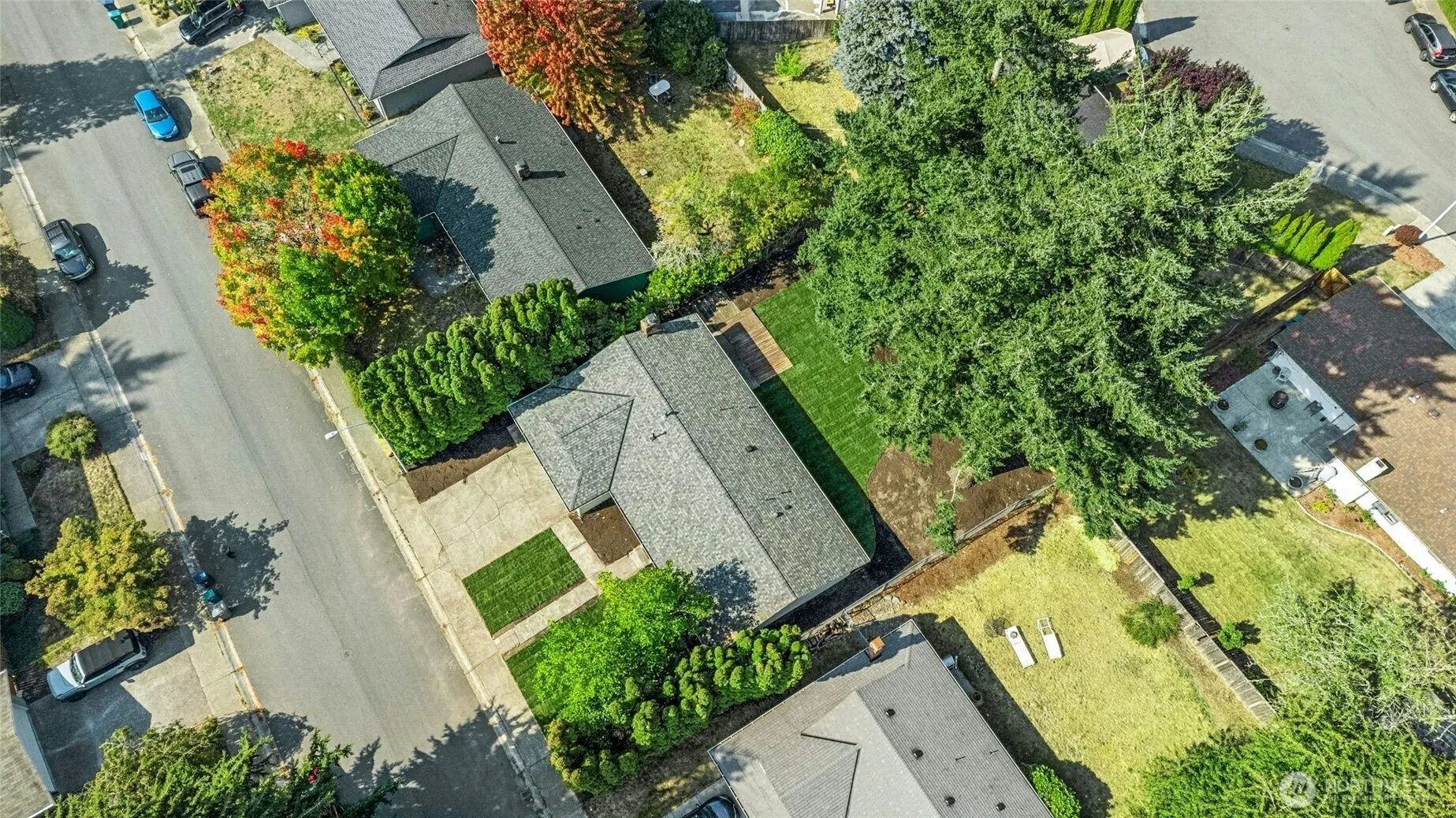 15824 NE 111th Street , Redmond, WA 98052