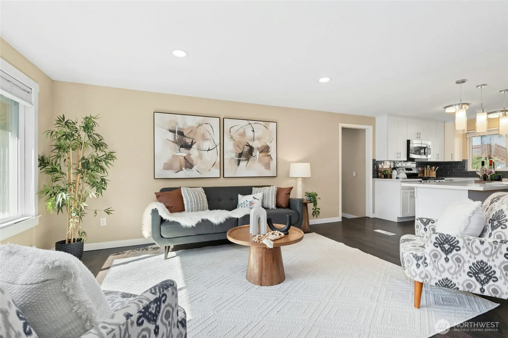 15824 NE 111th Street , Redmond, WA 98052