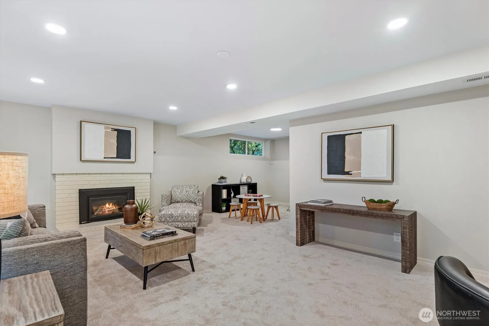 10824 SE 23rd Street , Bellevue, WA 98004
