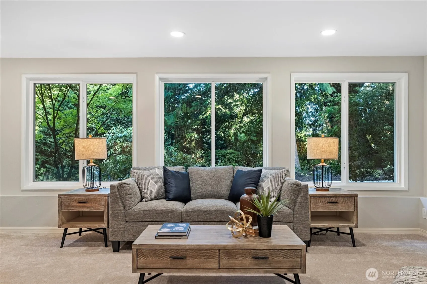 10824 SE 23rd Street , Bellevue, WA 98004