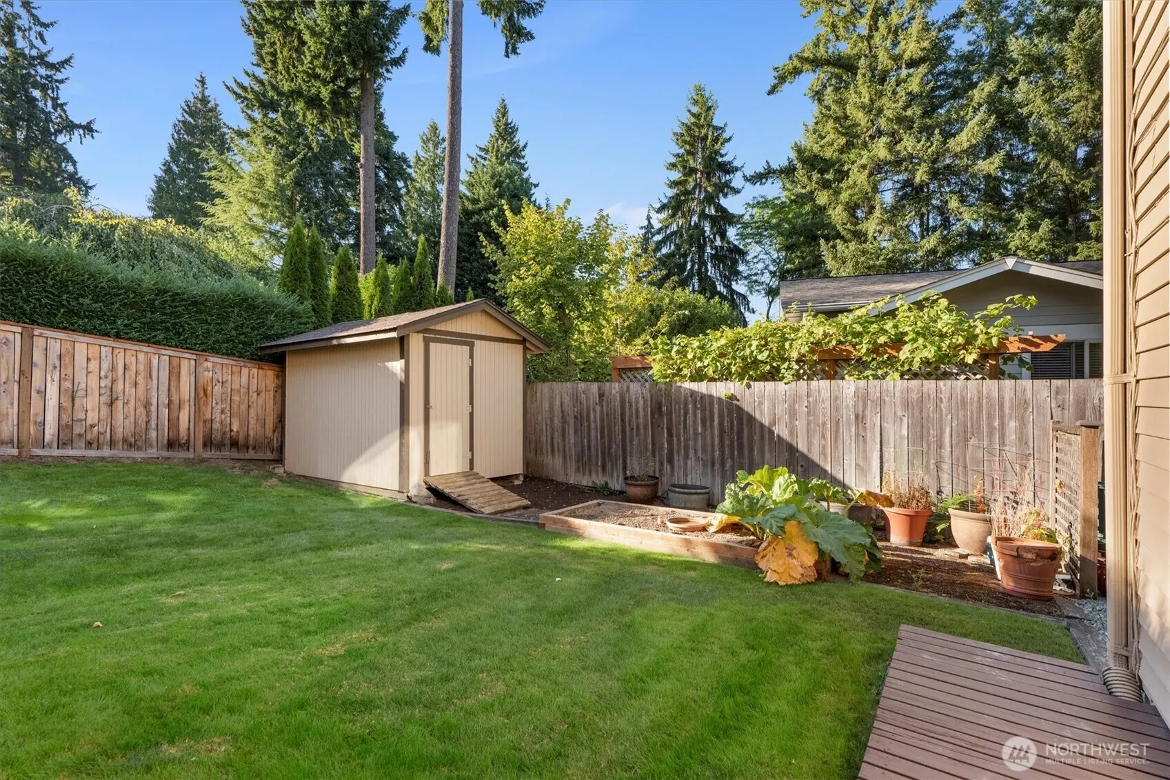 10824 SE 23rd Street , Bellevue, WA 98004