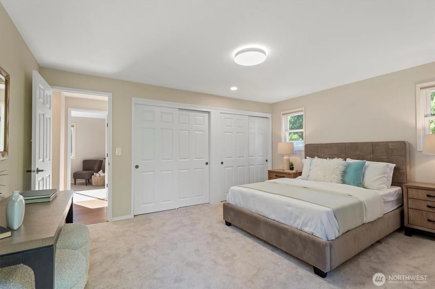 10824 SE 23rd Street , Bellevue, WA 98004