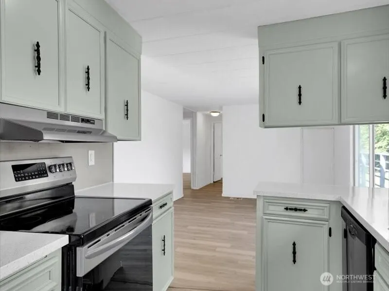 15430 SE 116th Street , Renton, WA 98059