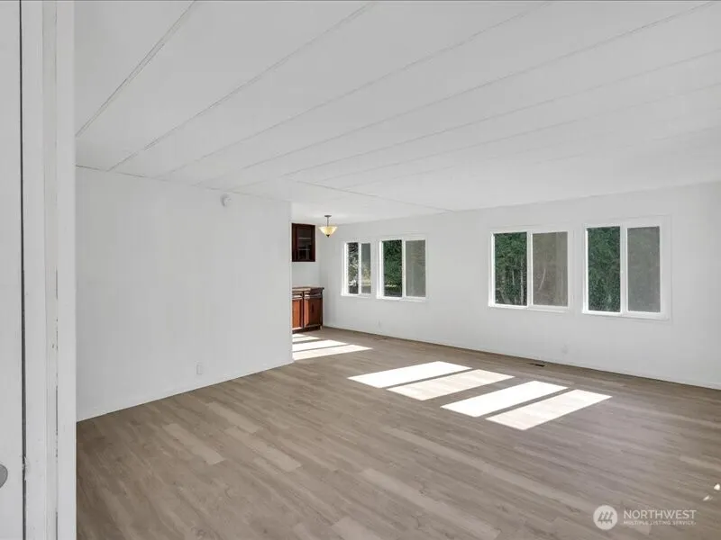 15430 SE 116th Street , Renton, WA 98059