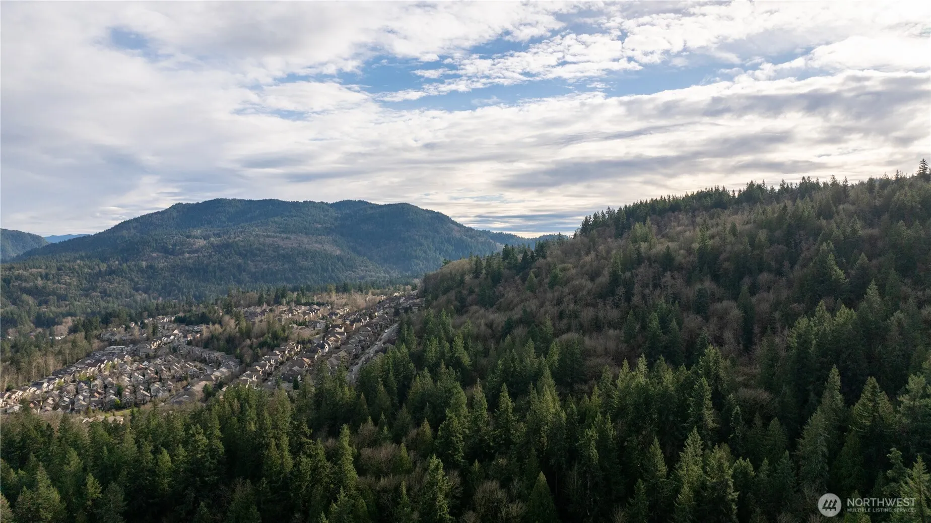 190 XX SE 66th Street , Issaquah, WA 98027