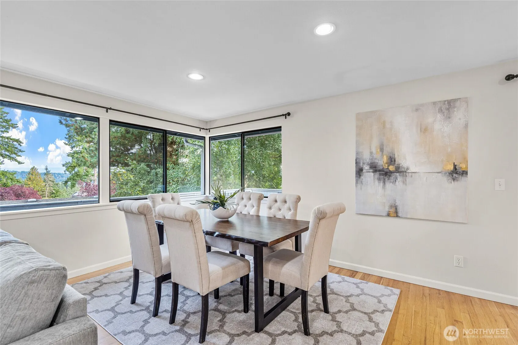 17127 NE 8th Place , Bellevue, WA 98008