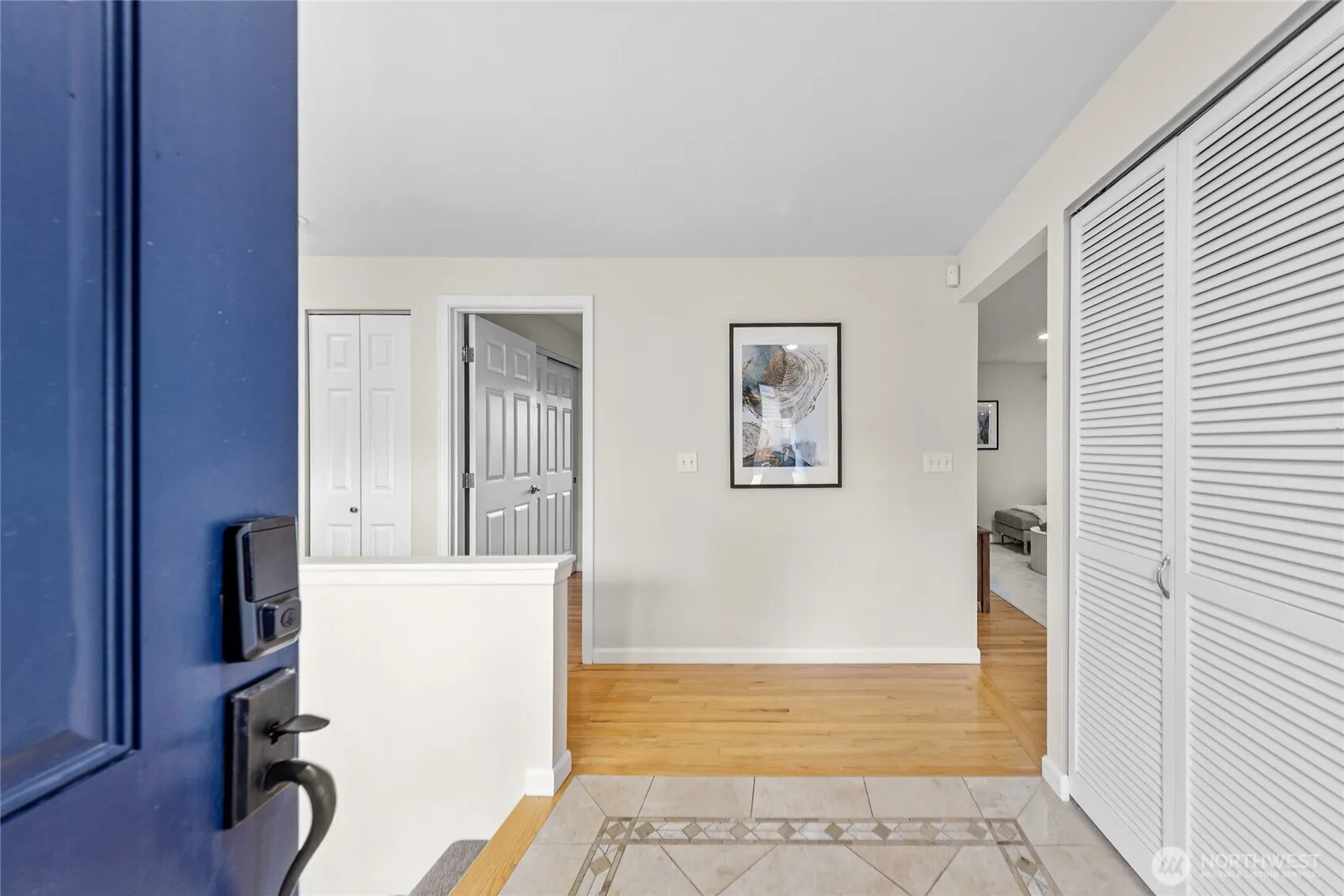 17127 NE 8th Place , Bellevue, WA 98008