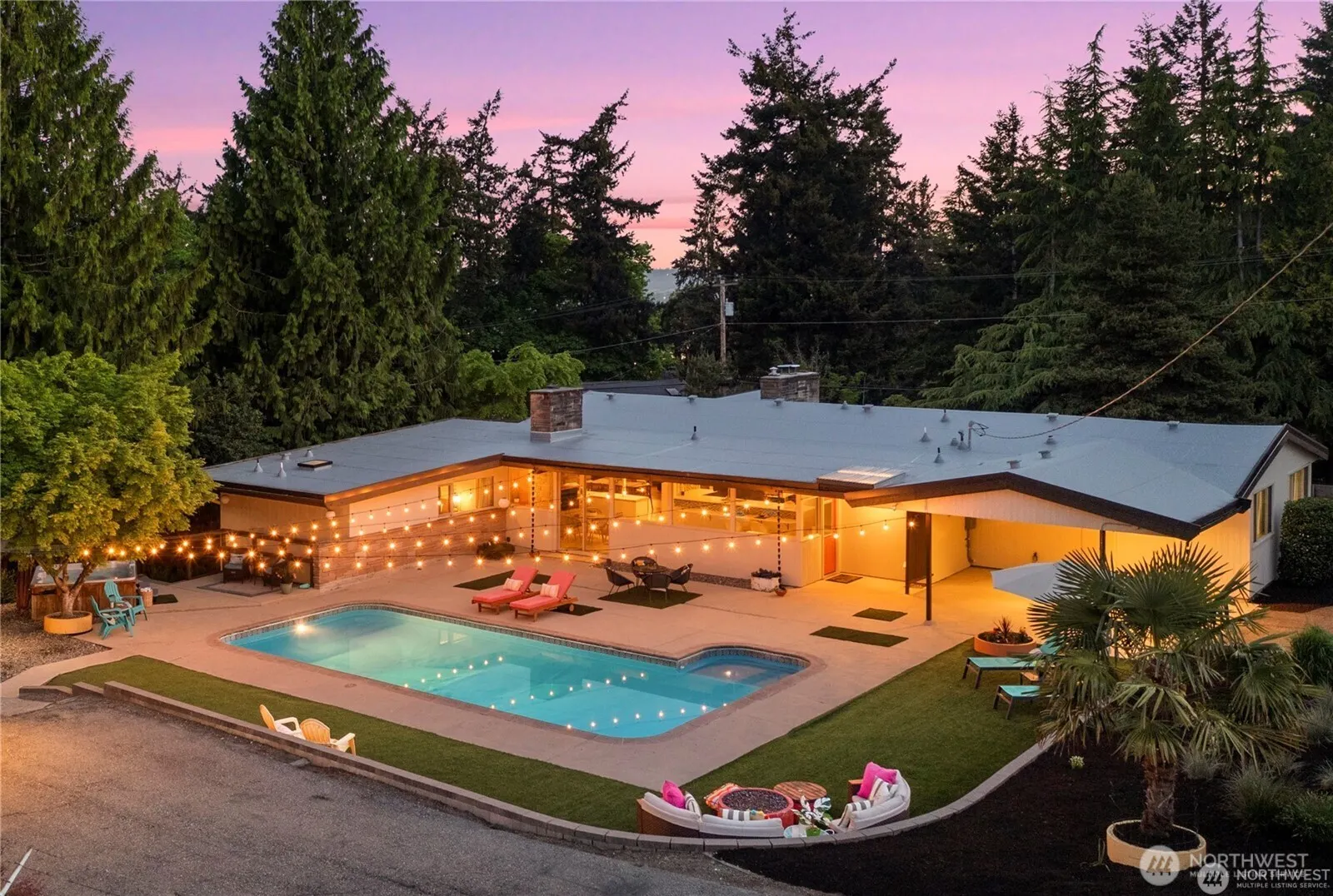616 E Guiberson Street , Kent, WA 98030