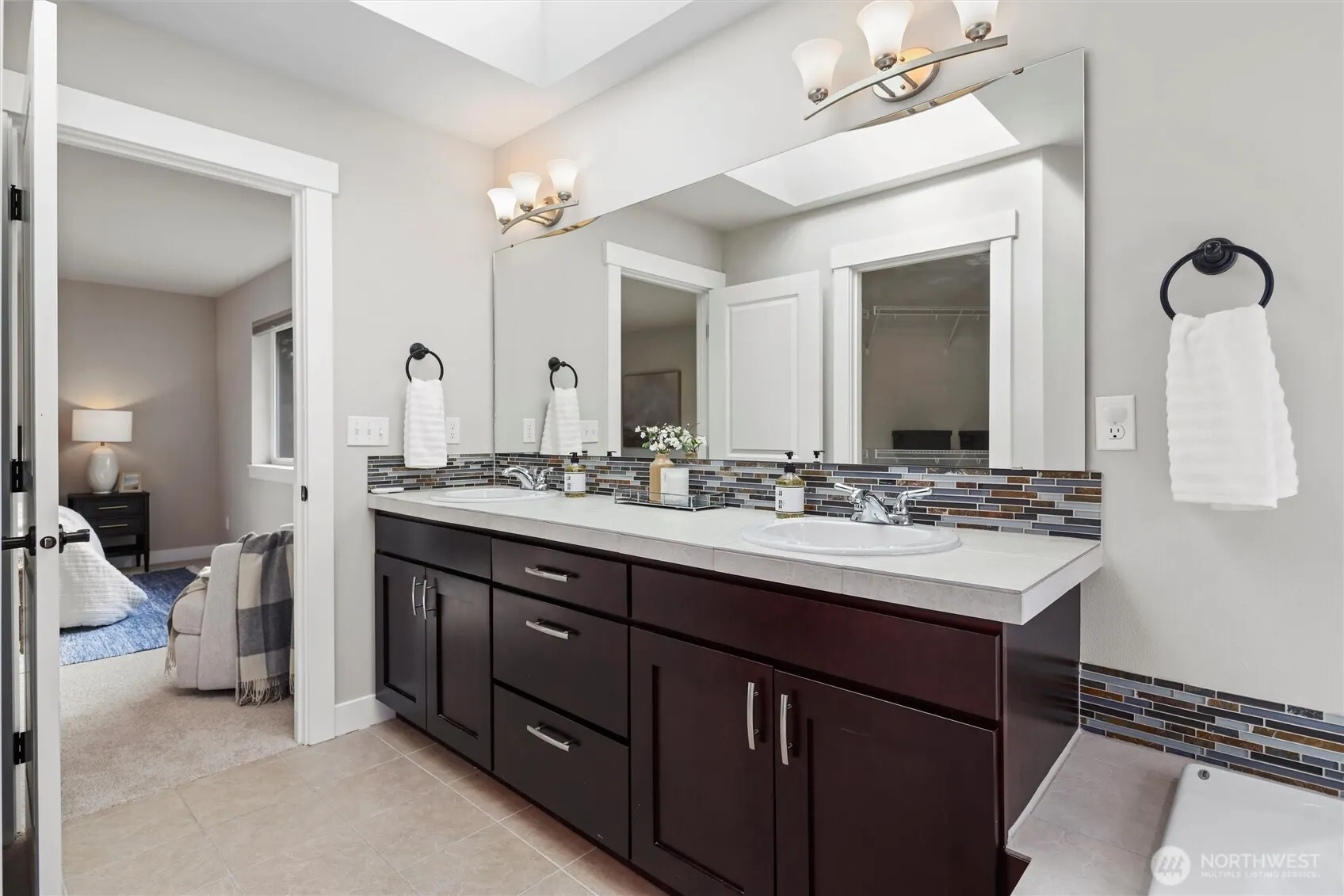 18927 10th Dr SE , Bothell, WA 98012