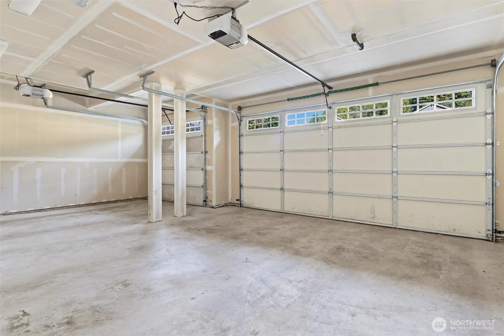 18927 10th Dr SE , Bothell, WA 98012