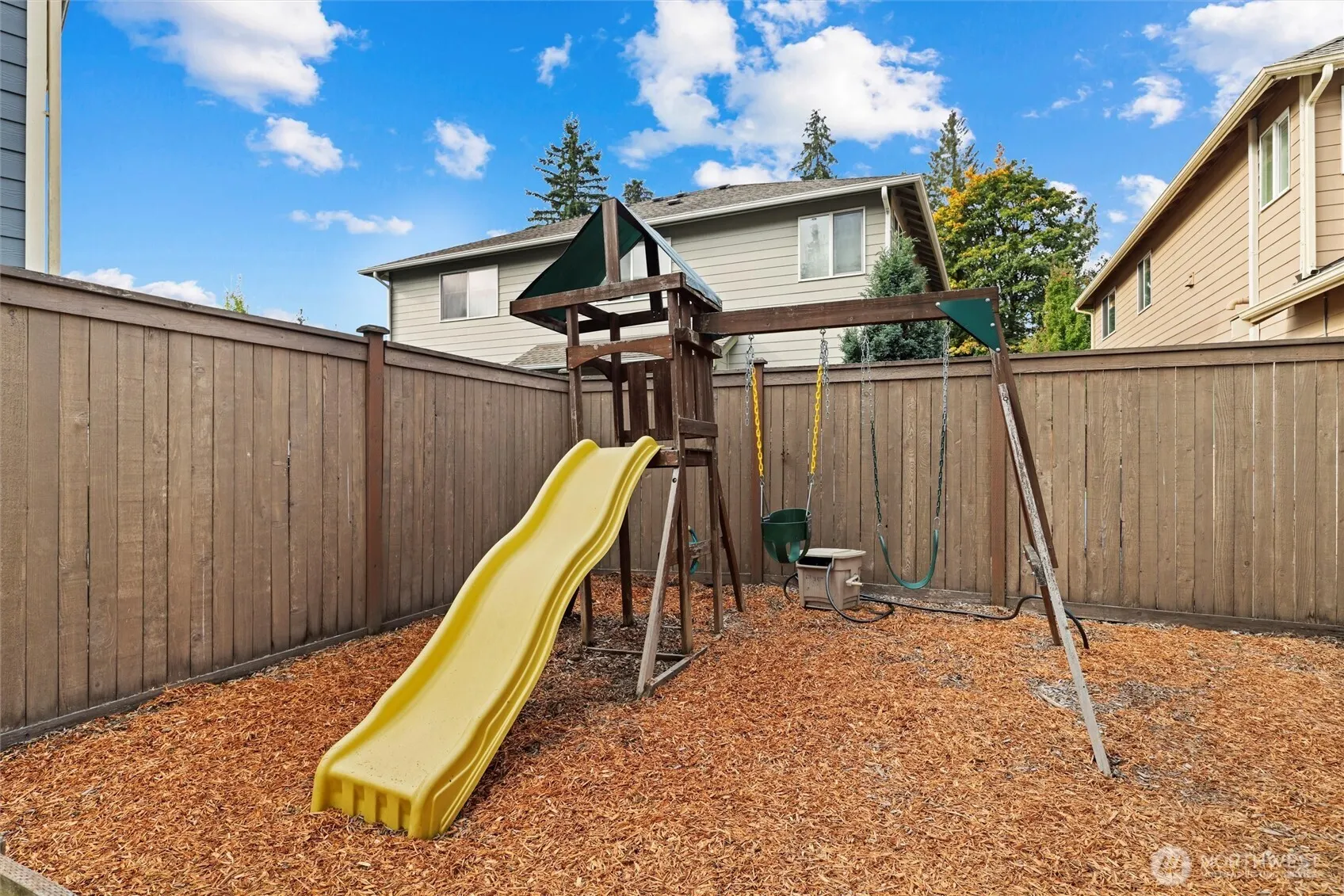 18927 10th Dr SE , Bothell, WA 98012