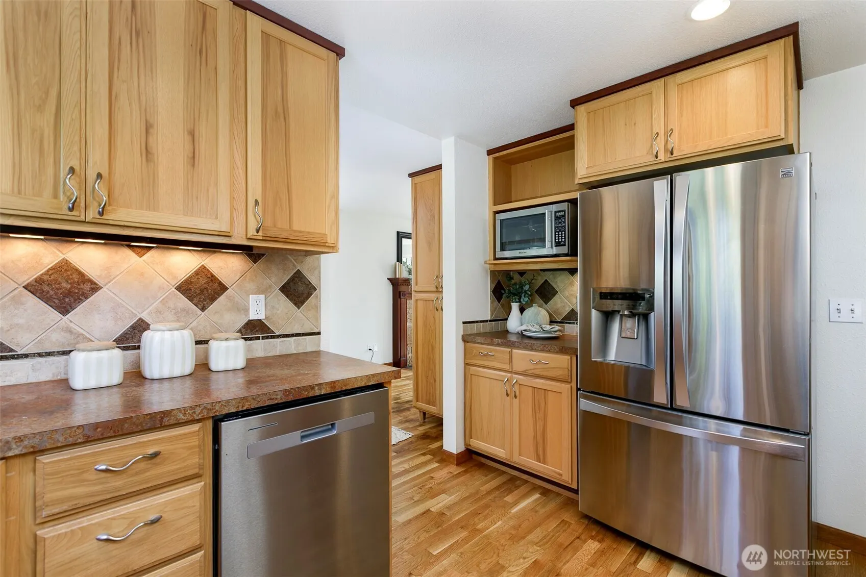 12832 NE 84th Street , Kirkland, WA 98033