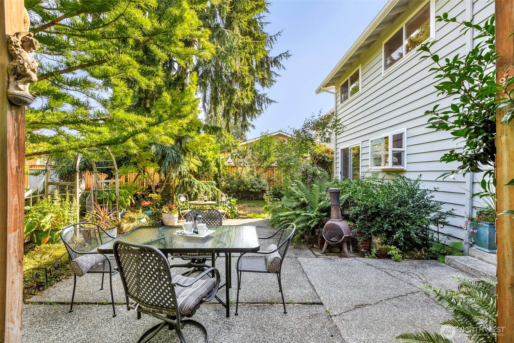 12832 NE 84th Street , Kirkland, WA 98033