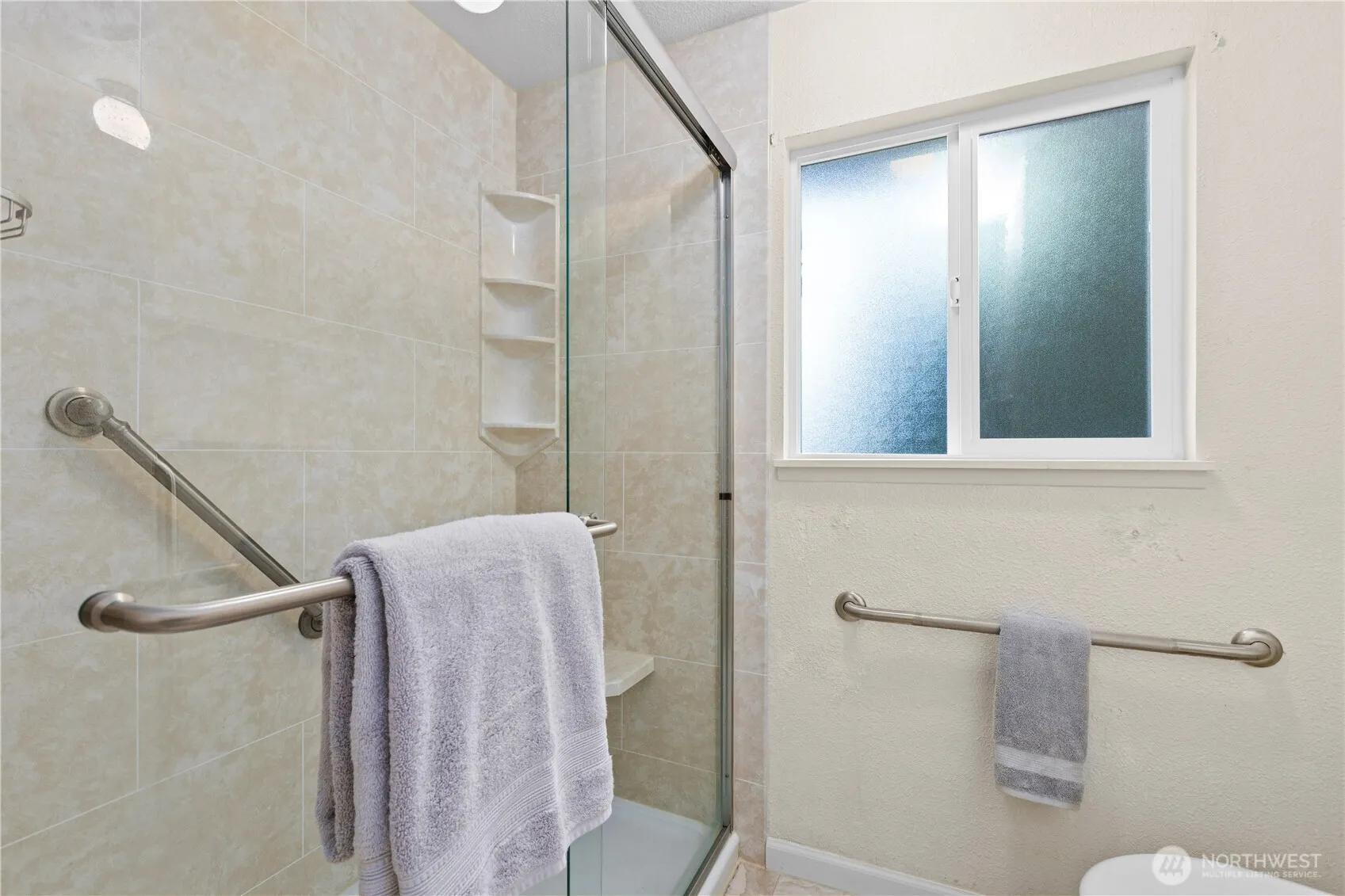 21826 123rd Place SE, Kent, WA 98031-9642