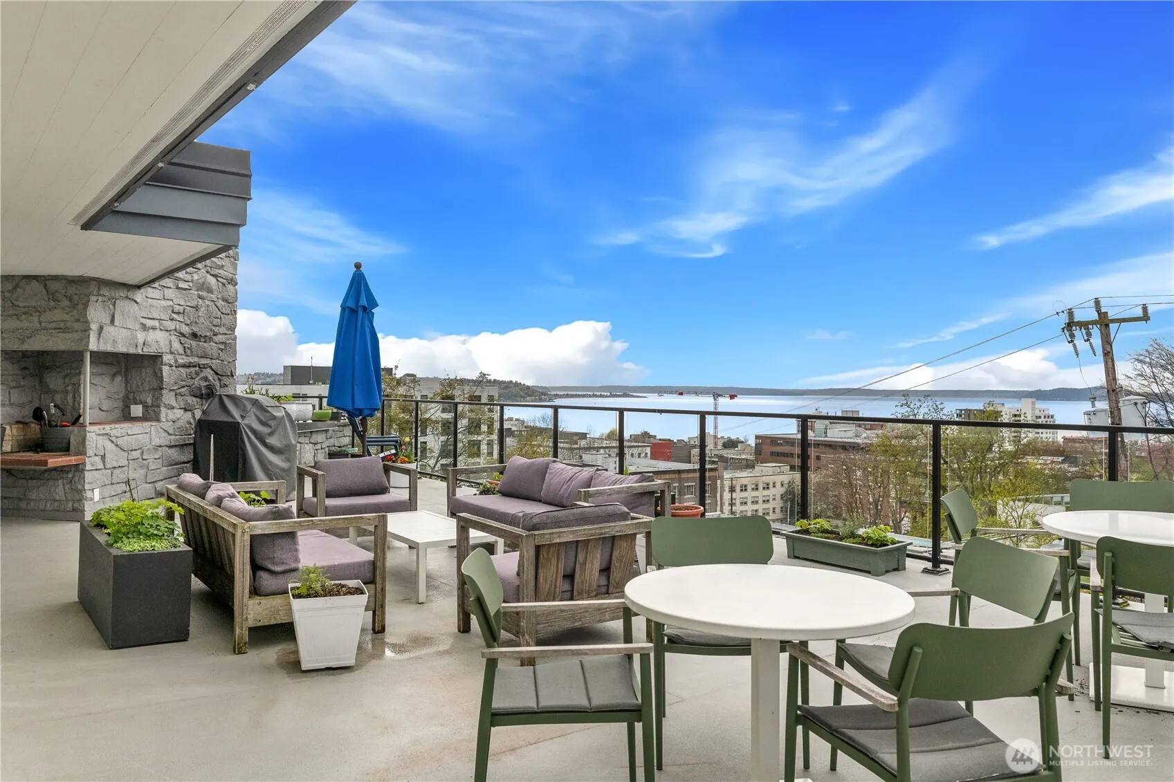 800 Queen Anne Avenue N, Seattle, WA 98109