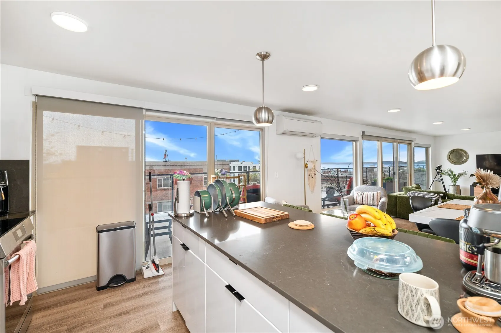 800 Queen Anne Avenue N, Seattle, WA 98109