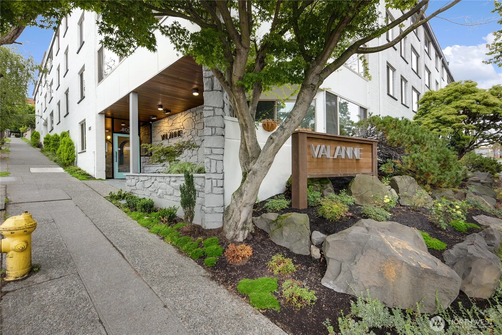 800 Queen Anne Avenue N, Seattle, WA 98109