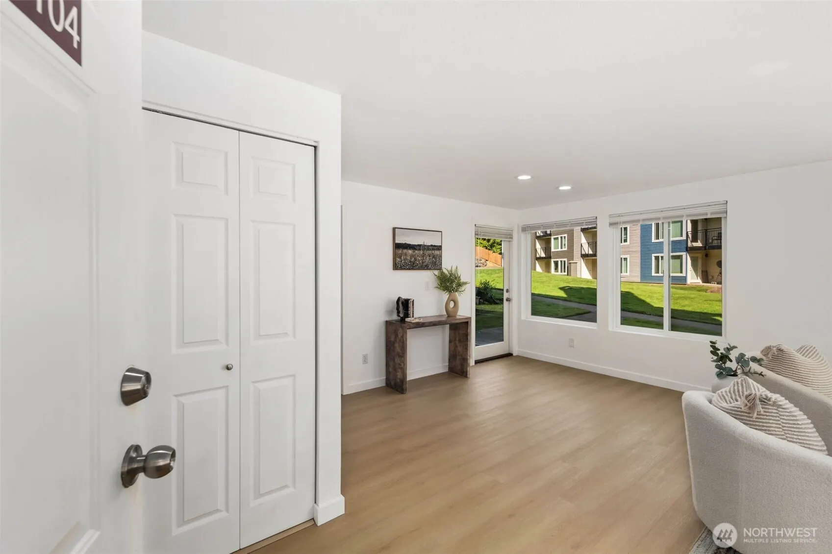 26331 116th Avenue SE #G104, Kent, WA 98030