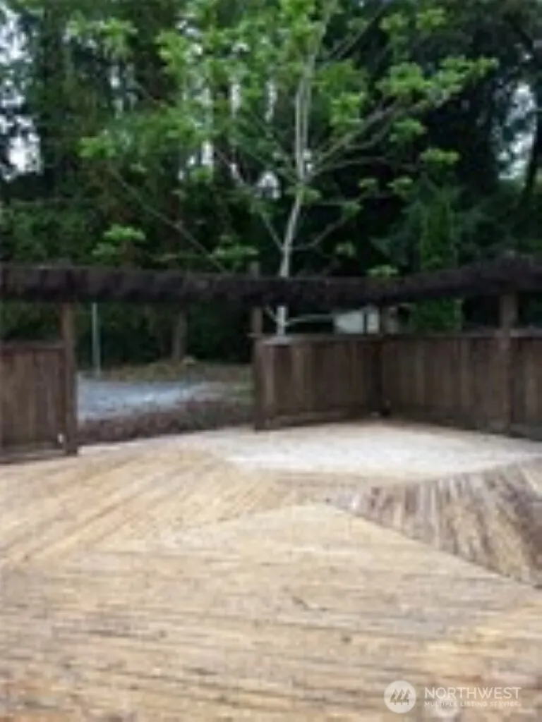 285 SE Croston Lane #A, Issaquah, WA 98027