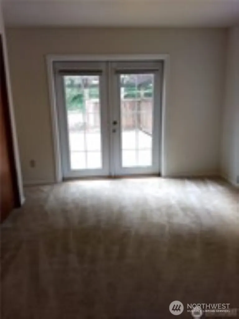 285 SE Croston Lane #A, Issaquah, WA 98027