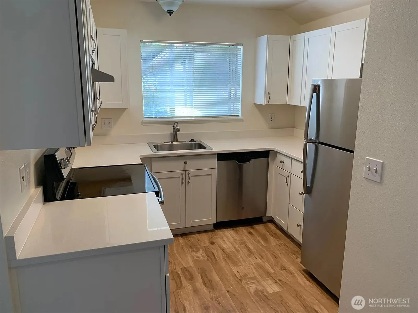 5229 Fauntleroy Way SW, Seattle, WA 98136