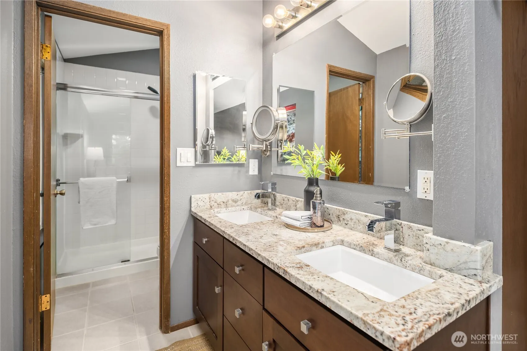 9411 NE 139th Street , Kirkland, WA 98034