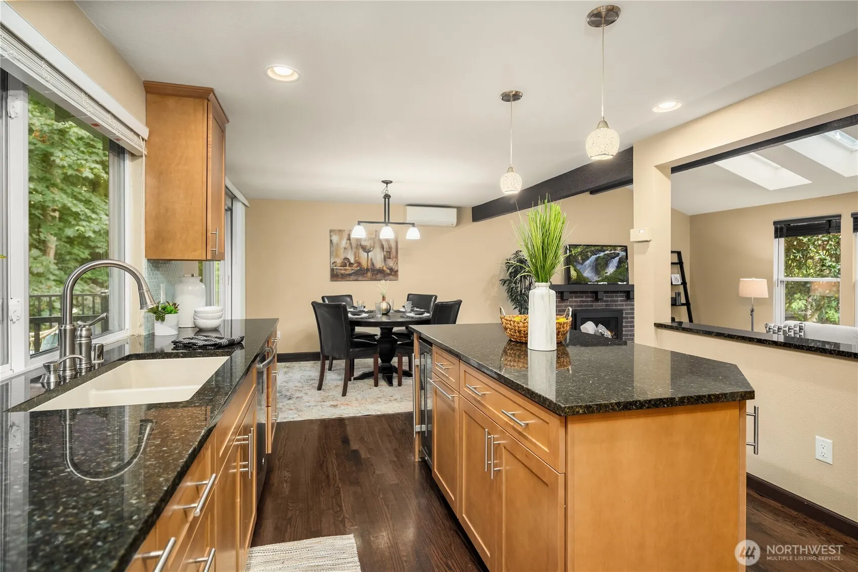 9411 NE 139th Street , Kirkland, WA 98034