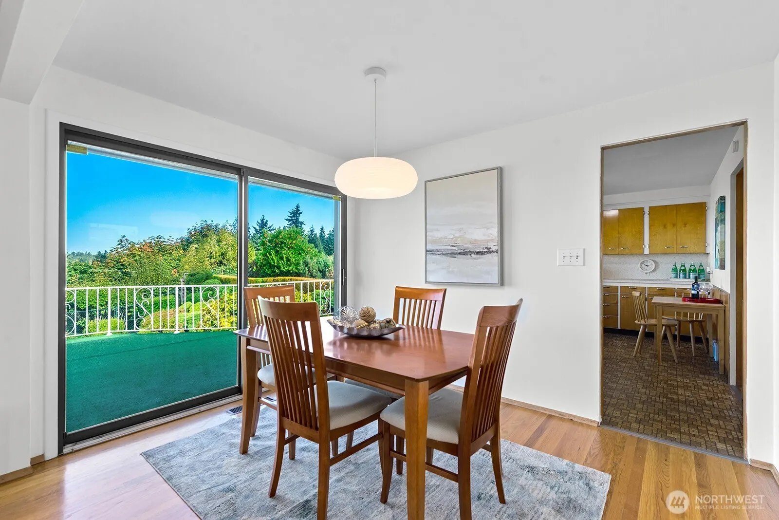 8877 42nd Avenue SW, Seattle, WA 98136