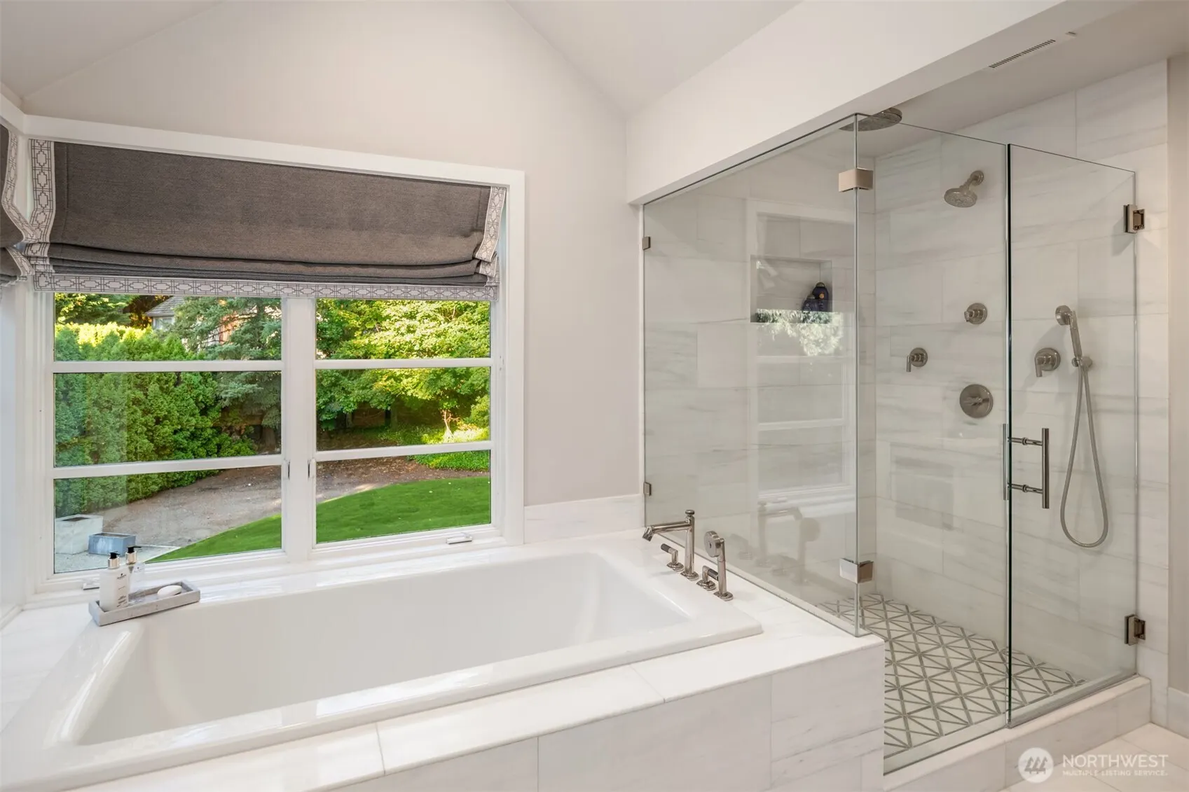 7112 204th Drive NE, Redmond, WA 98053-4728