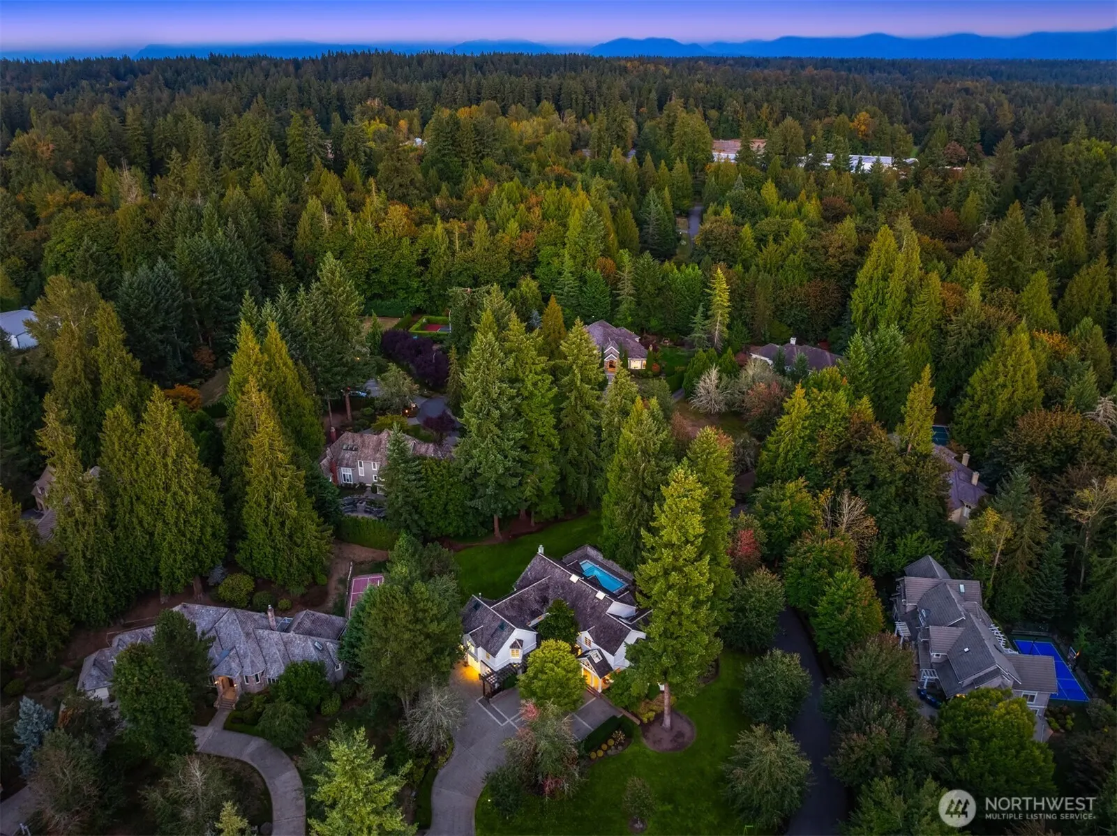 7112 204th Drive NE, Redmond, WA 98053-4728