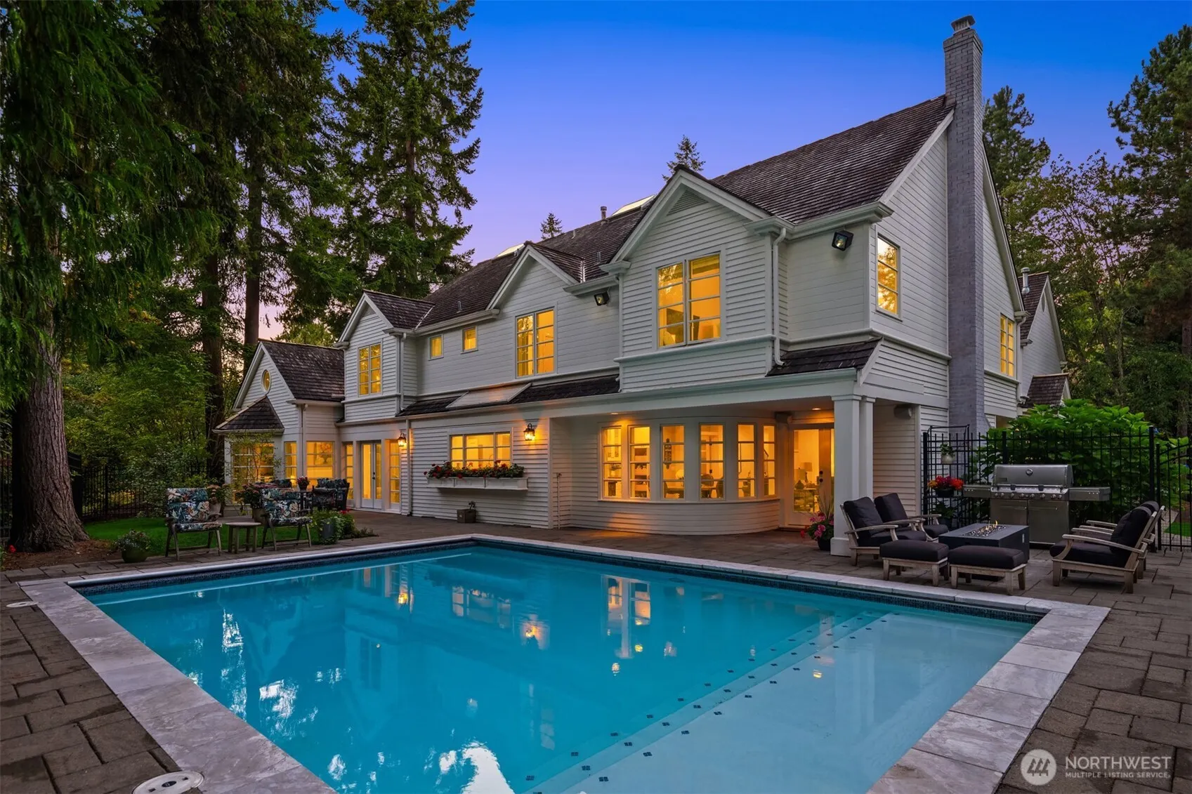 7112 204th Drive NE, Redmond, WA 98053-4728