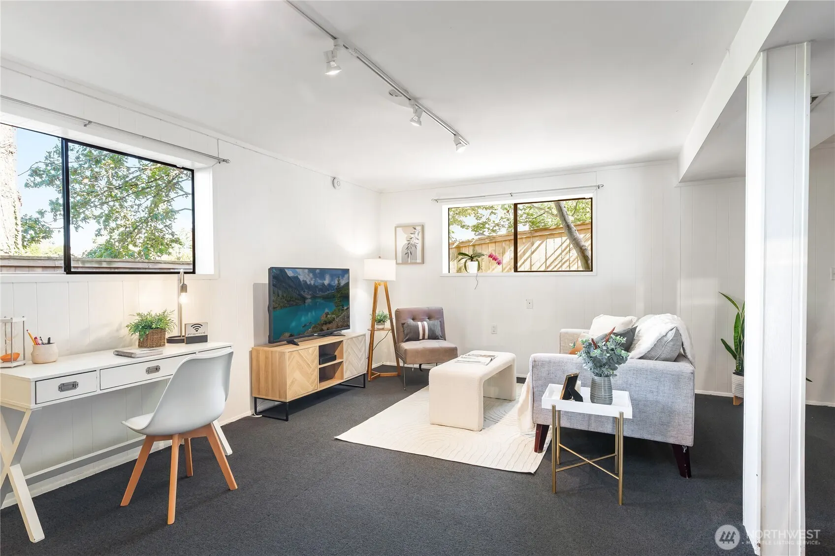 2604 12th Avenue W, Seattle, WA 98119